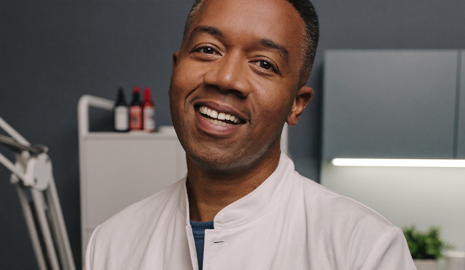 Your board-certified surgeon, in a modern accredited consultation room